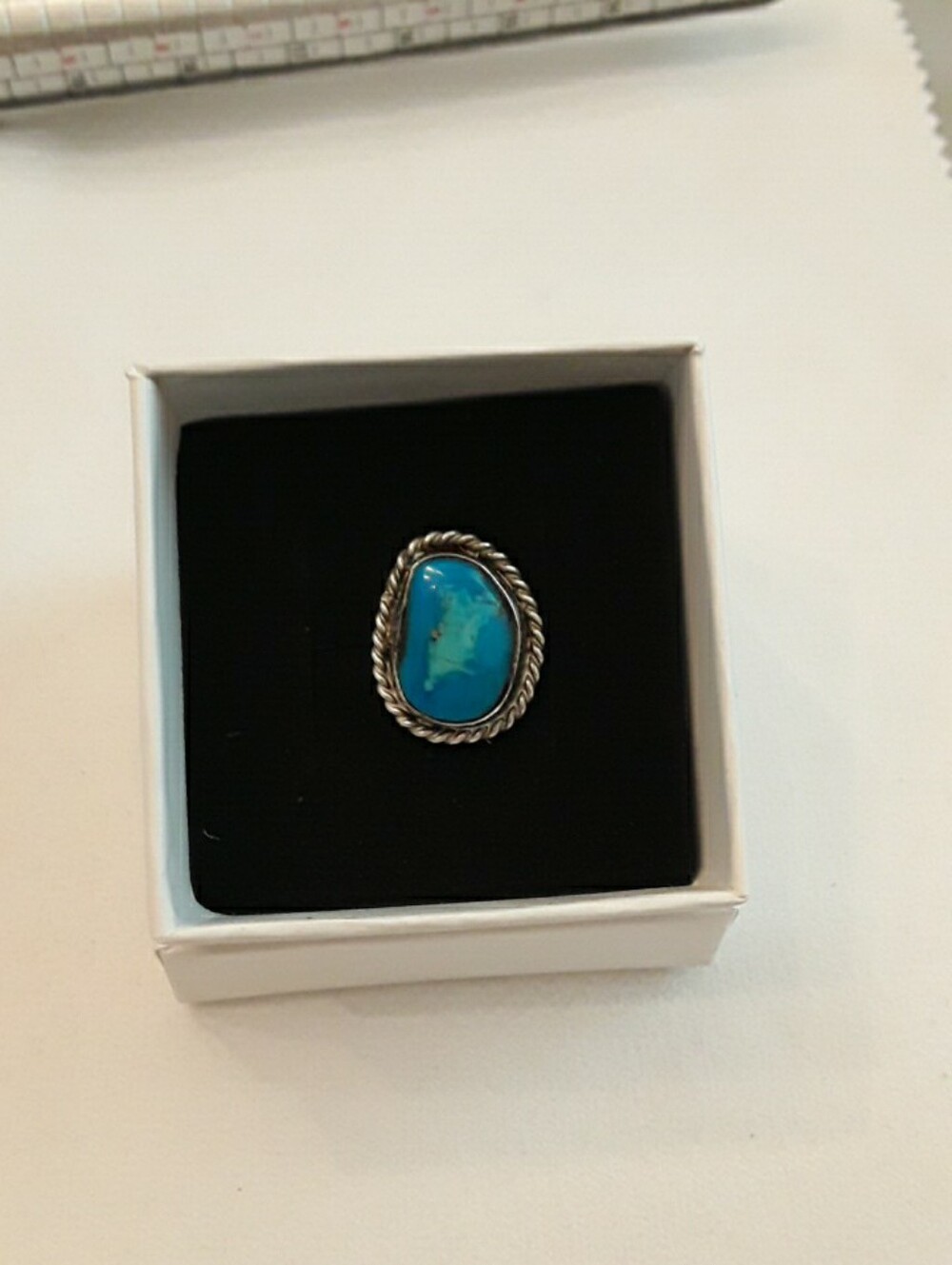 Beautiful Turquoise sterling vintage ring